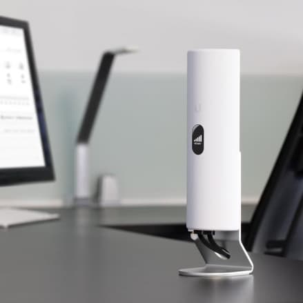 Точка доступа Ubiquiti UniFi LTE