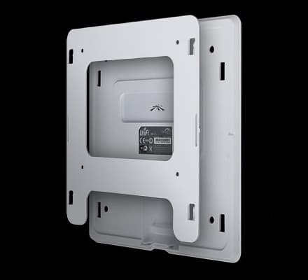 Точка доступа Ubiquiti UniFi AP (UAP) вид сзади