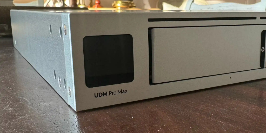 UDM-Pro-Max.jpg